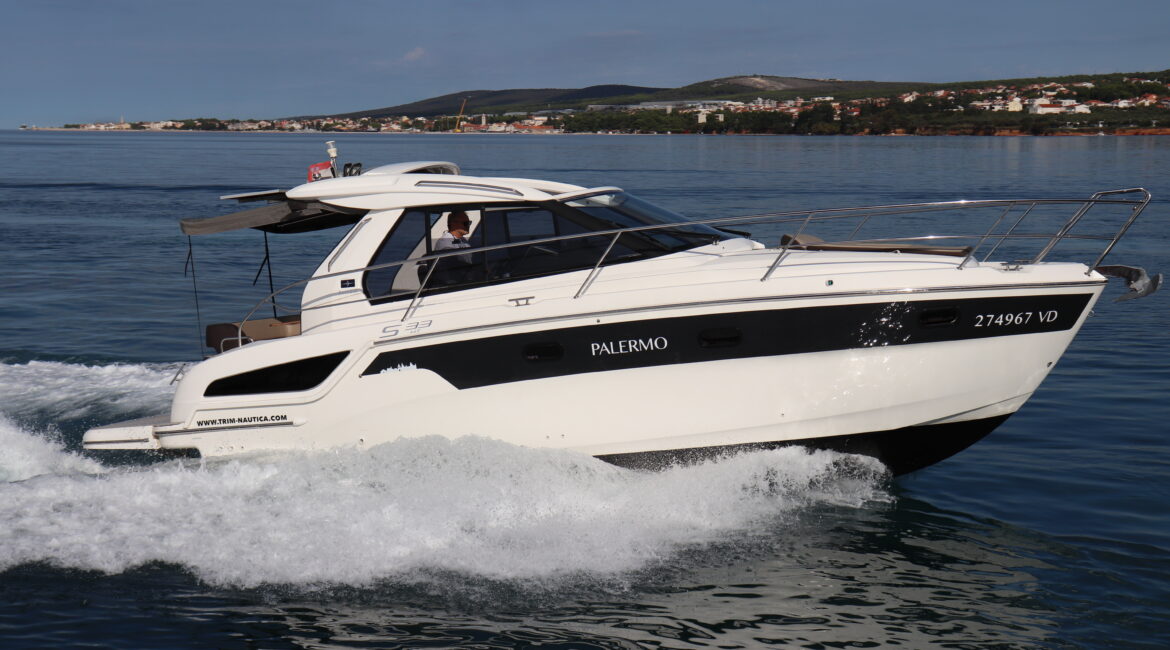 Bavaria S33 HT "Palermo" – motor yacht for charter in Biograd, Croatia