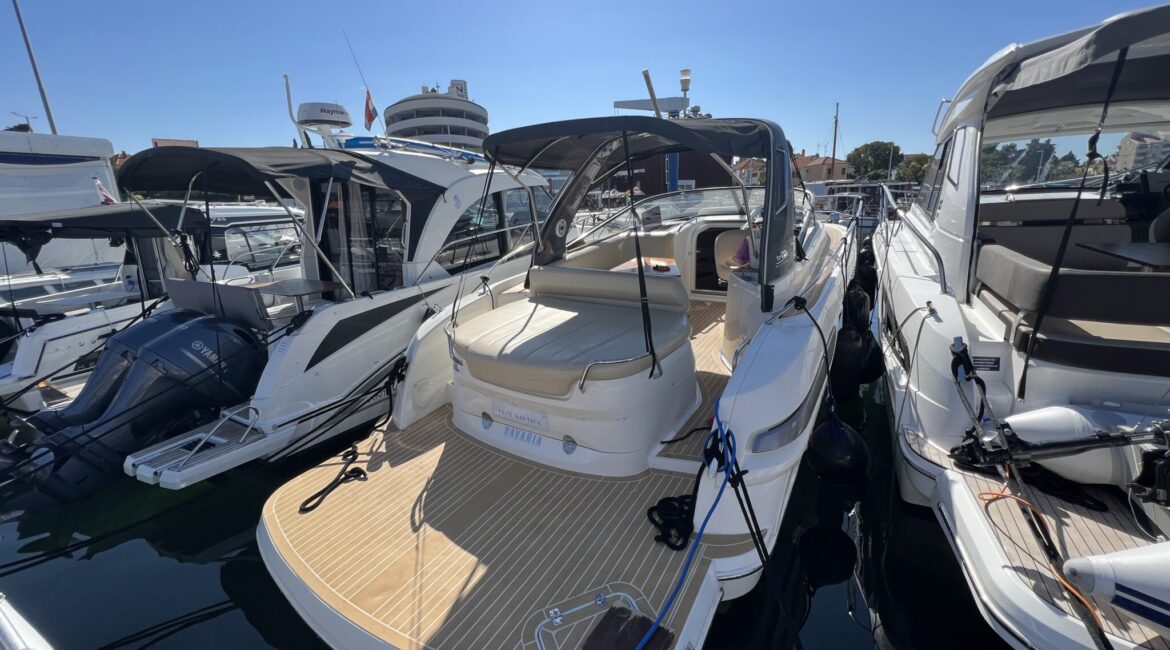 The new Bavaria S29 motor yacht cruising the Adriatic, ideal for charter from Biograd