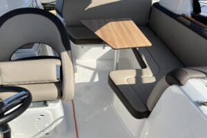 Bavaria S29 HT Roma – premium motorboat with Honda engines, spacious interior and modern design, ideal for cruising and comfort