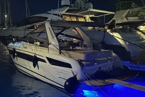 Bavaria S30 motor yacht cruising in the Adriatic Sea