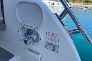 Cockpit of Bavaria 33 HT Palermo – spacious and comfortable helm area with modern controls and seating