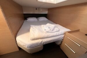 BAVARIA S33HT by trim nautica
